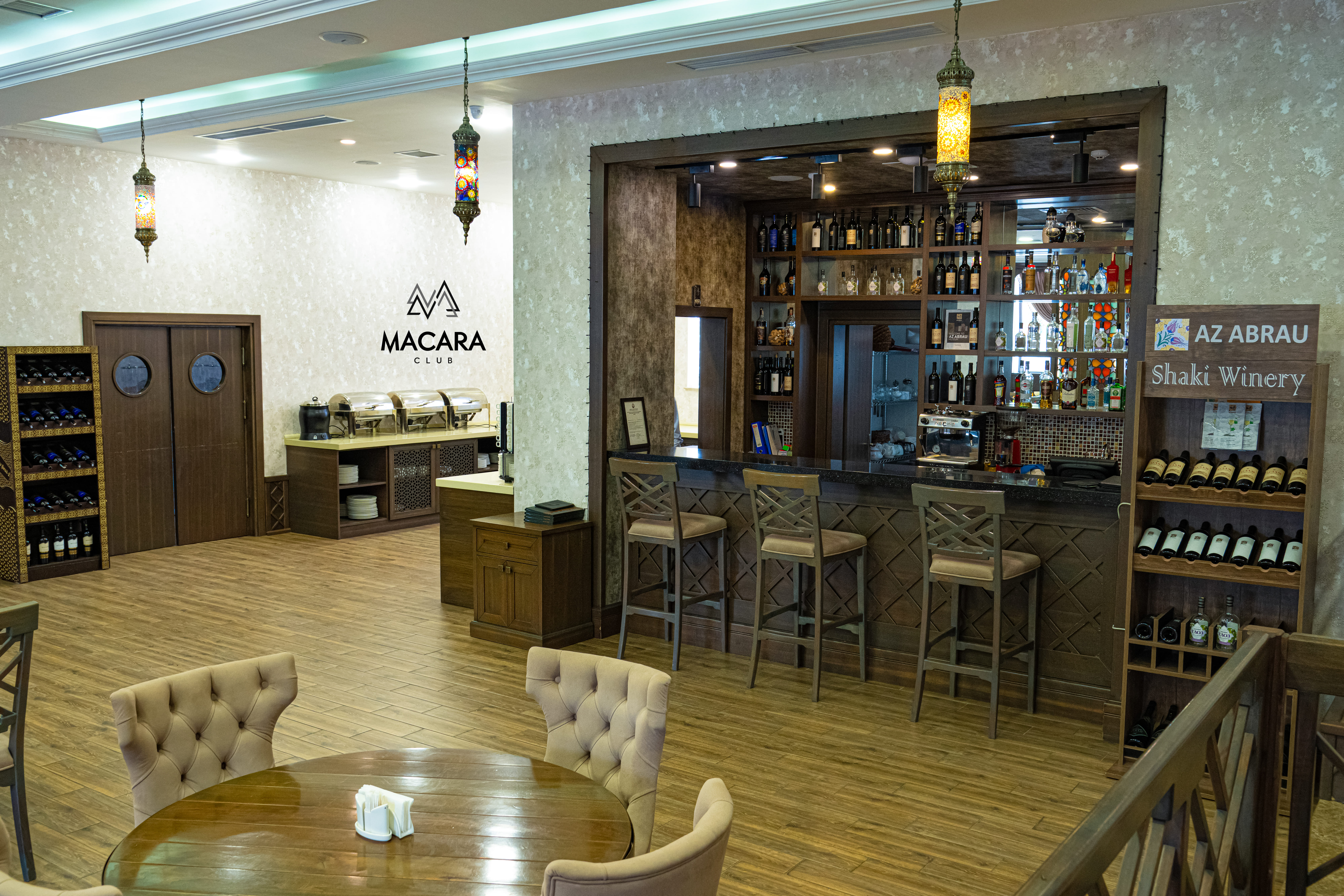 Macara Sheki City Hotel Restoran
